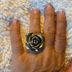 Elegant Sterling Silver Rose Ring